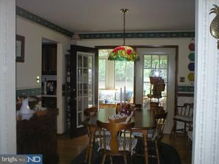 338 Parkview Road Reading, PA 19606 - Photo 3 of 6 Gallery Image 3
