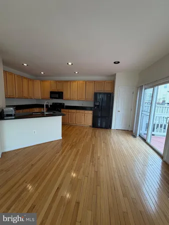 $3,700 | 6256 Shackelford Terrace, Alexandria, VA 22312