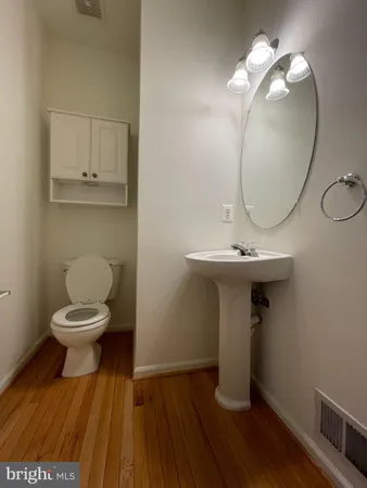 $3,700 | 6256 Shackelford Terrace, Alexandria, VA 22312