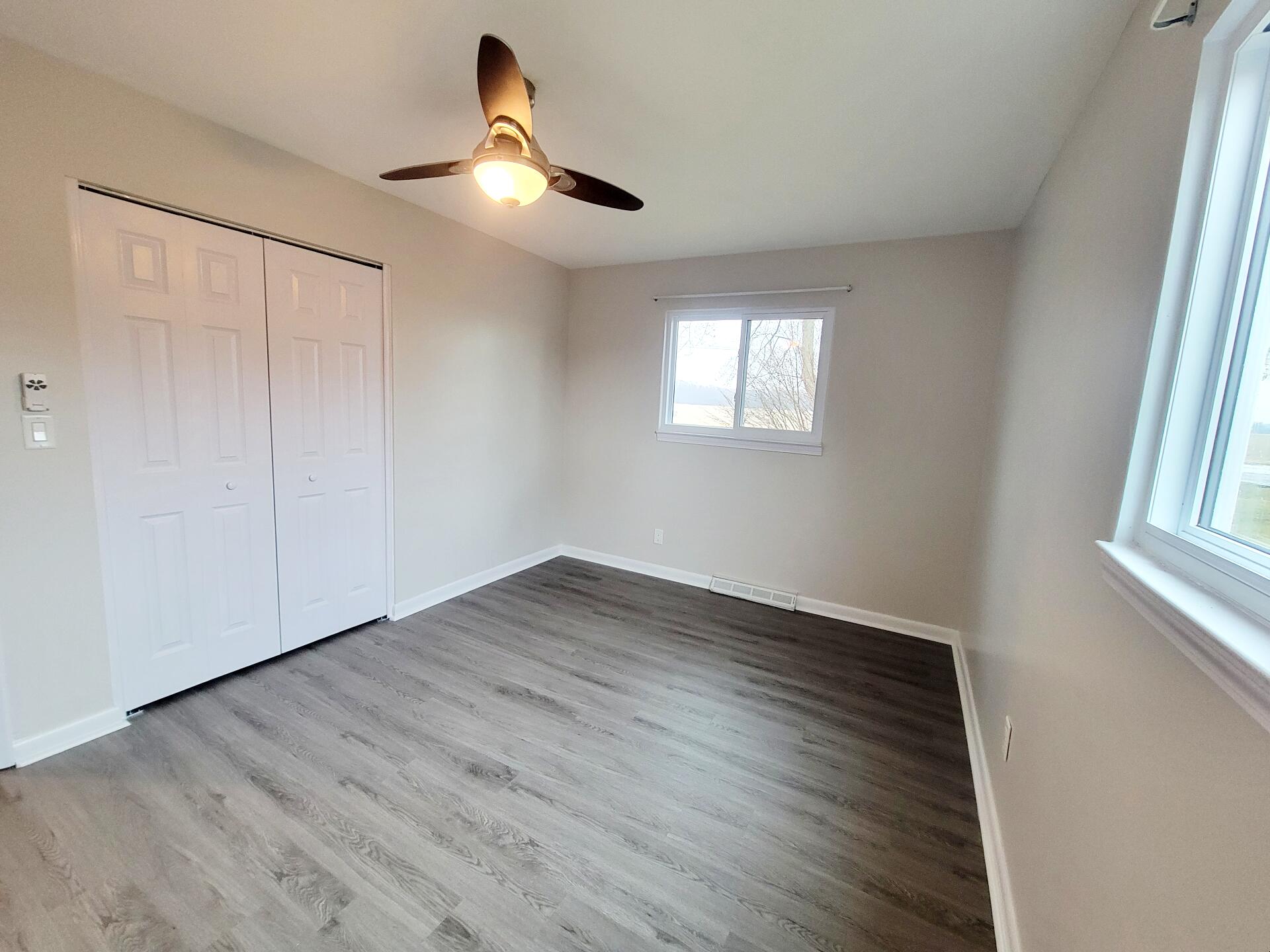 2280 South Genesee Road Burton, MI 48519 - Photo 20 of 28 Gallery Image 20