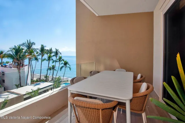 $645,000 | 829 Avenida De Los Picos, Unit 405, Altenburg, MO 63732