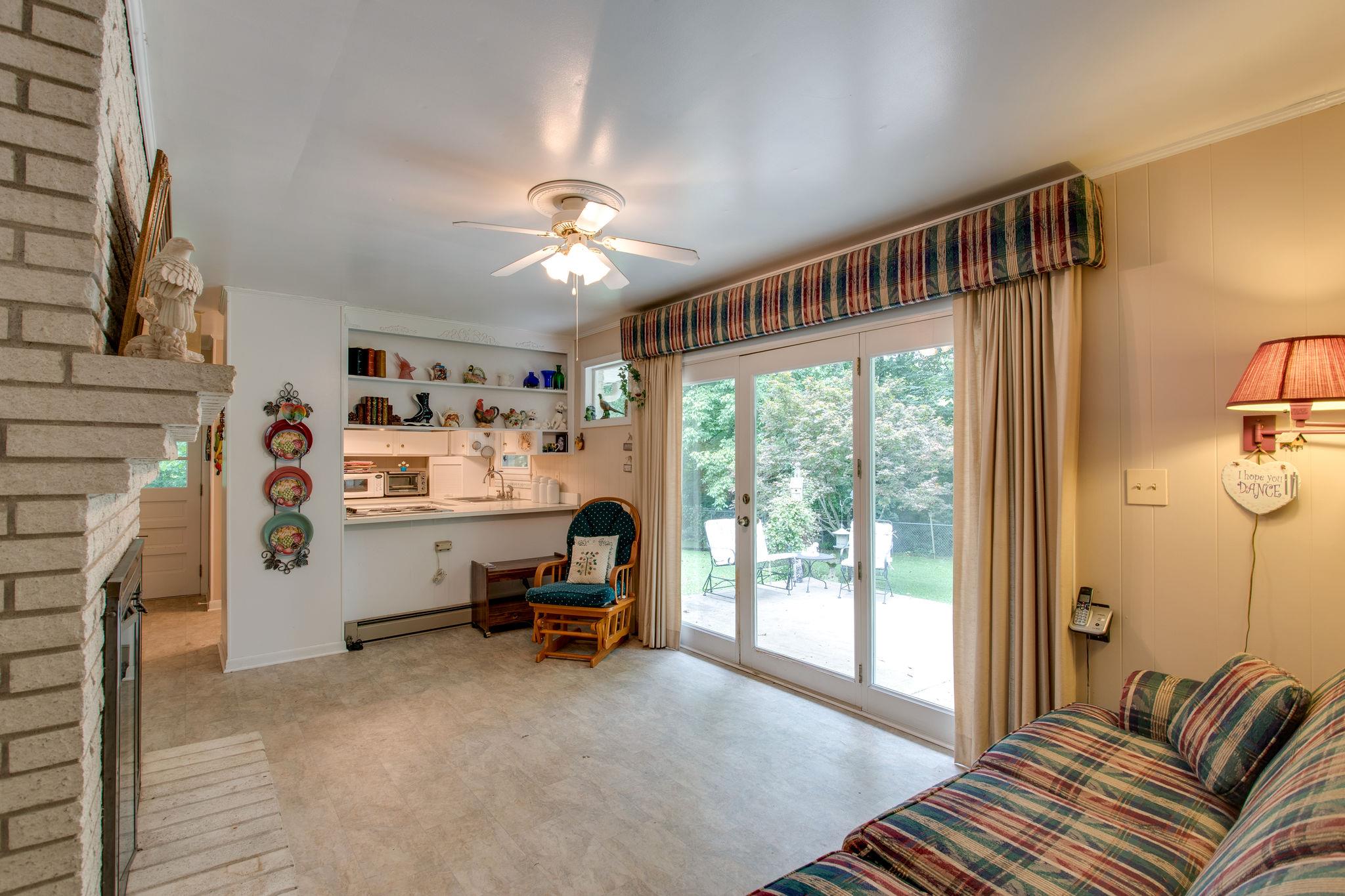 4070 Clovercroft Road Franklin, TN 37067 - Photo 15 of 30 Gallery Image 15