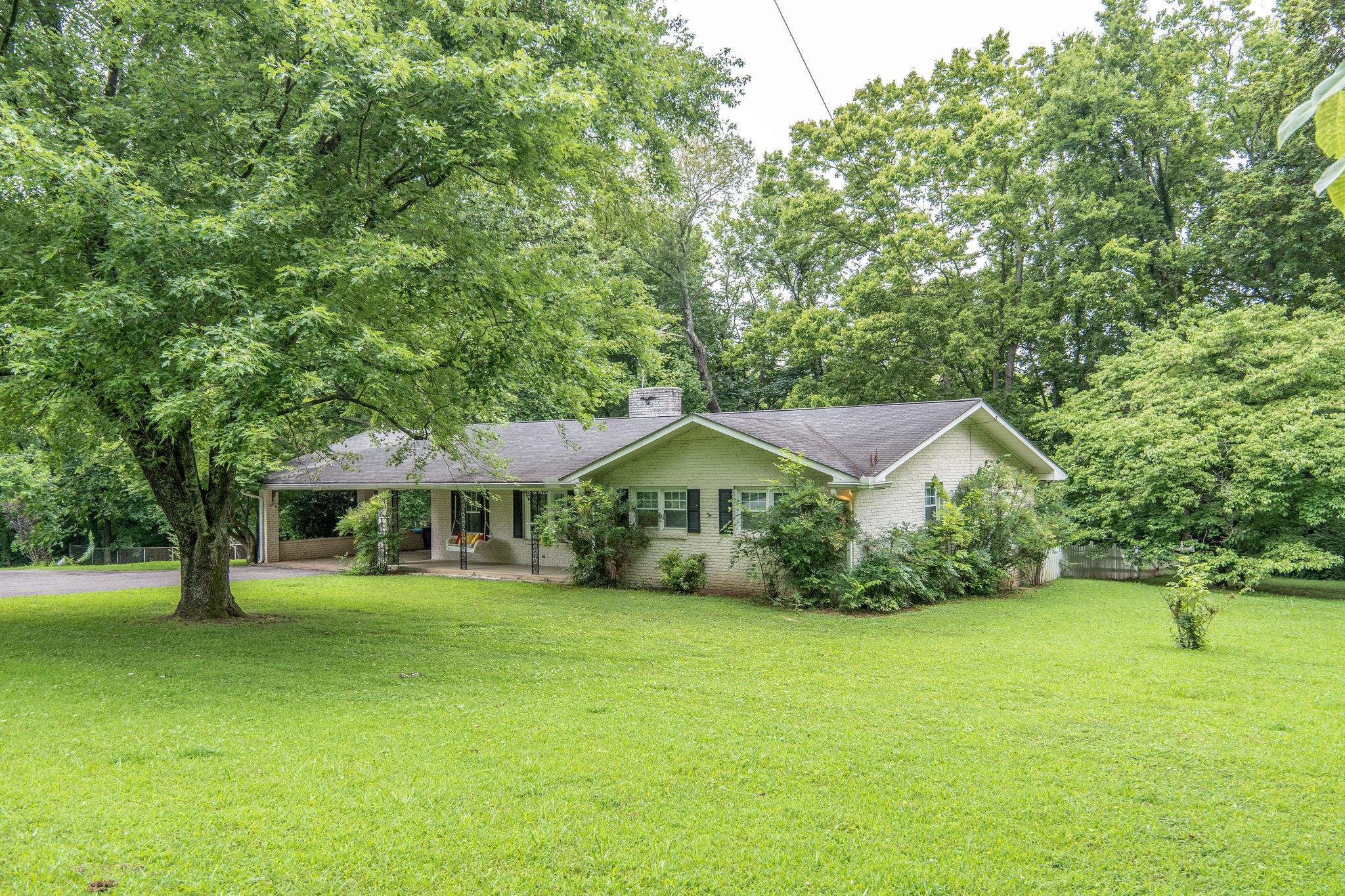 4070 Clovercroft Road Franklin, TN 37067 - Photo 3 of 30 Gallery Image 3