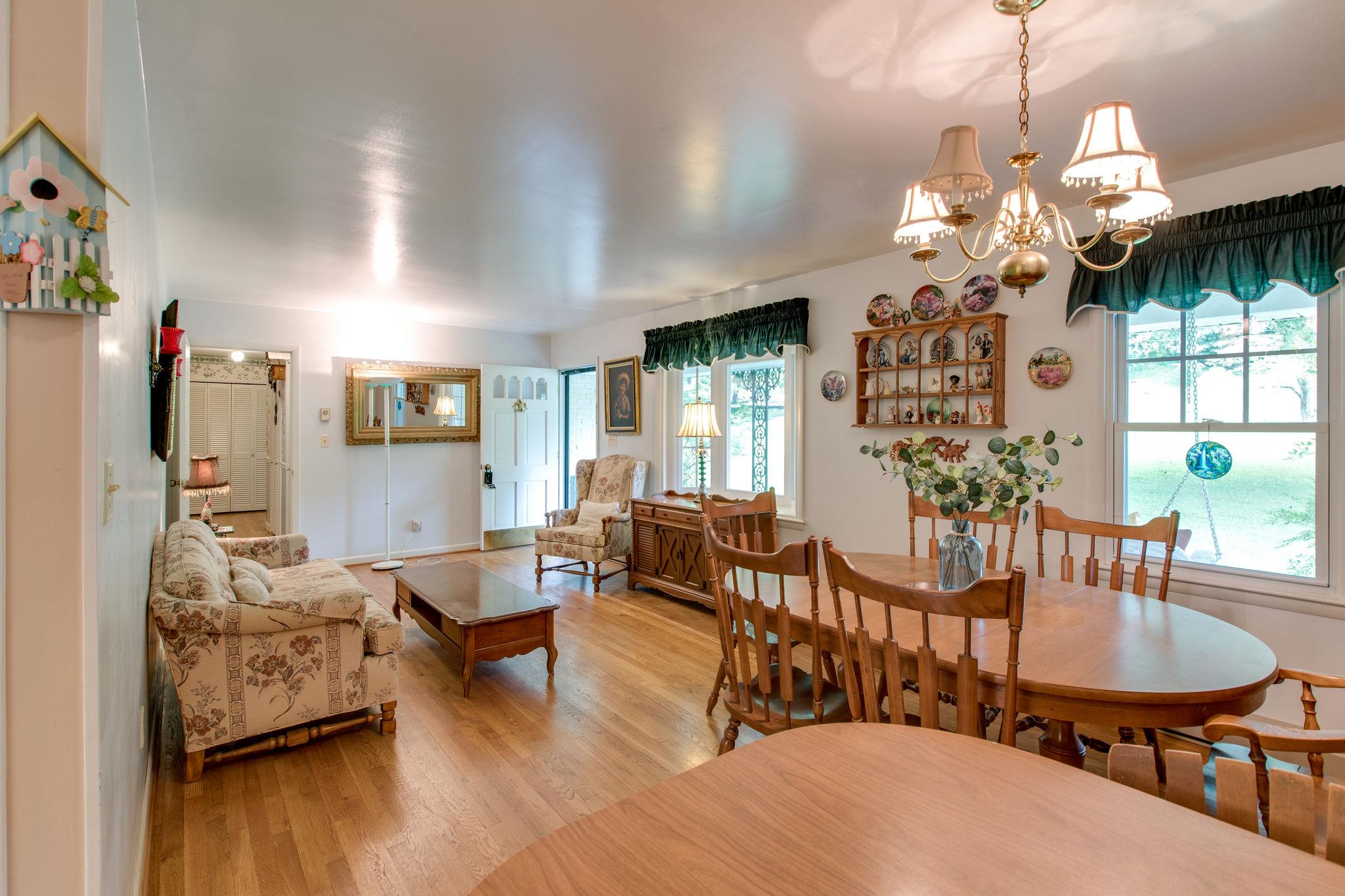 4070 Clovercroft Road Franklin, TN 37067 - Photo 7 of 30 Gallery Image 7
