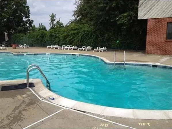 $365,000 | 300 Governors Drive, Unit 21, Winthrop, MA 02152