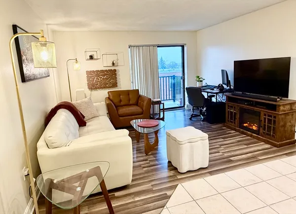 $365,000 | 300 Governors Drive, Unit 21, Winthrop, MA 02152