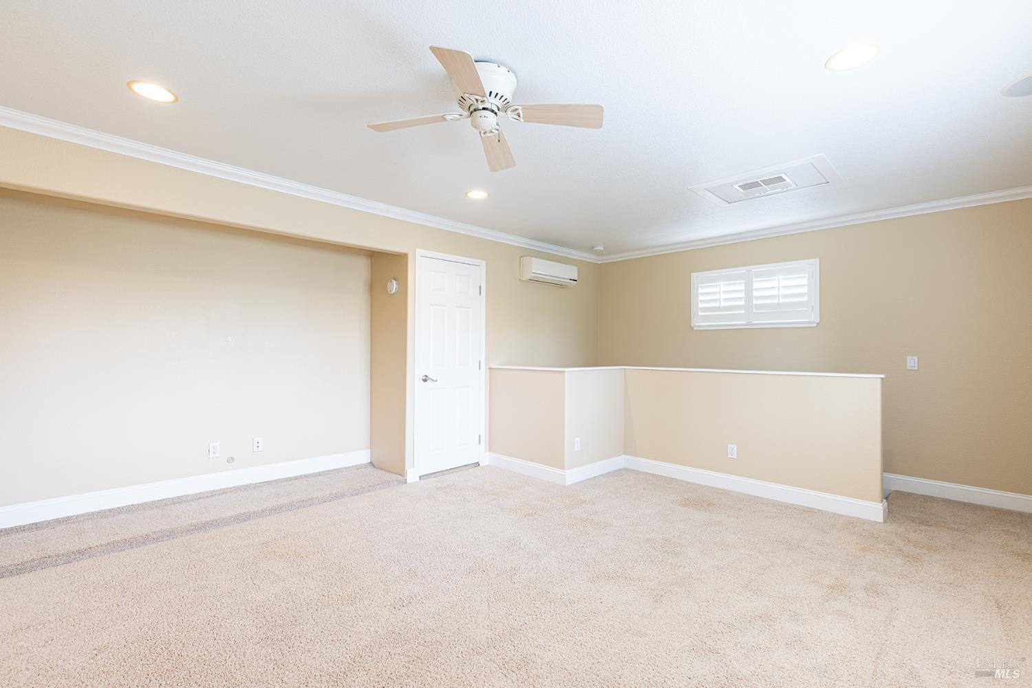 349 Sugar Maple Lane Windsor, CA 95492 - Photo 32 of 47 an empty room with a ceiling fan and a window