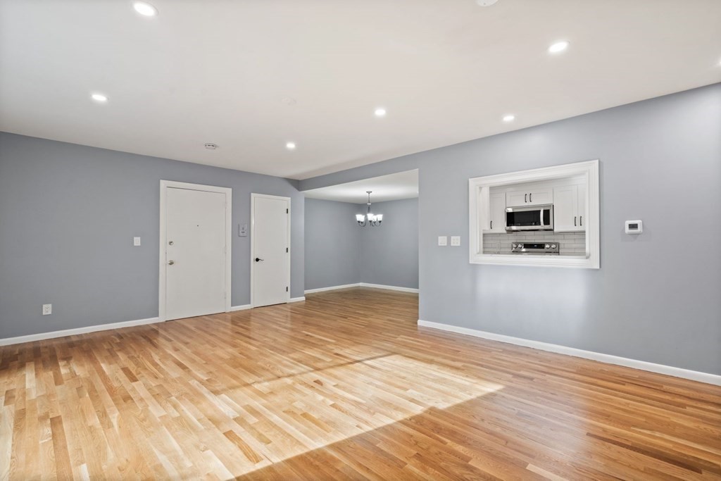 57 Jacqueline Road, Unit 2 Waltham, MA 02452 - Photo 8 of 28 Gallery Image 8