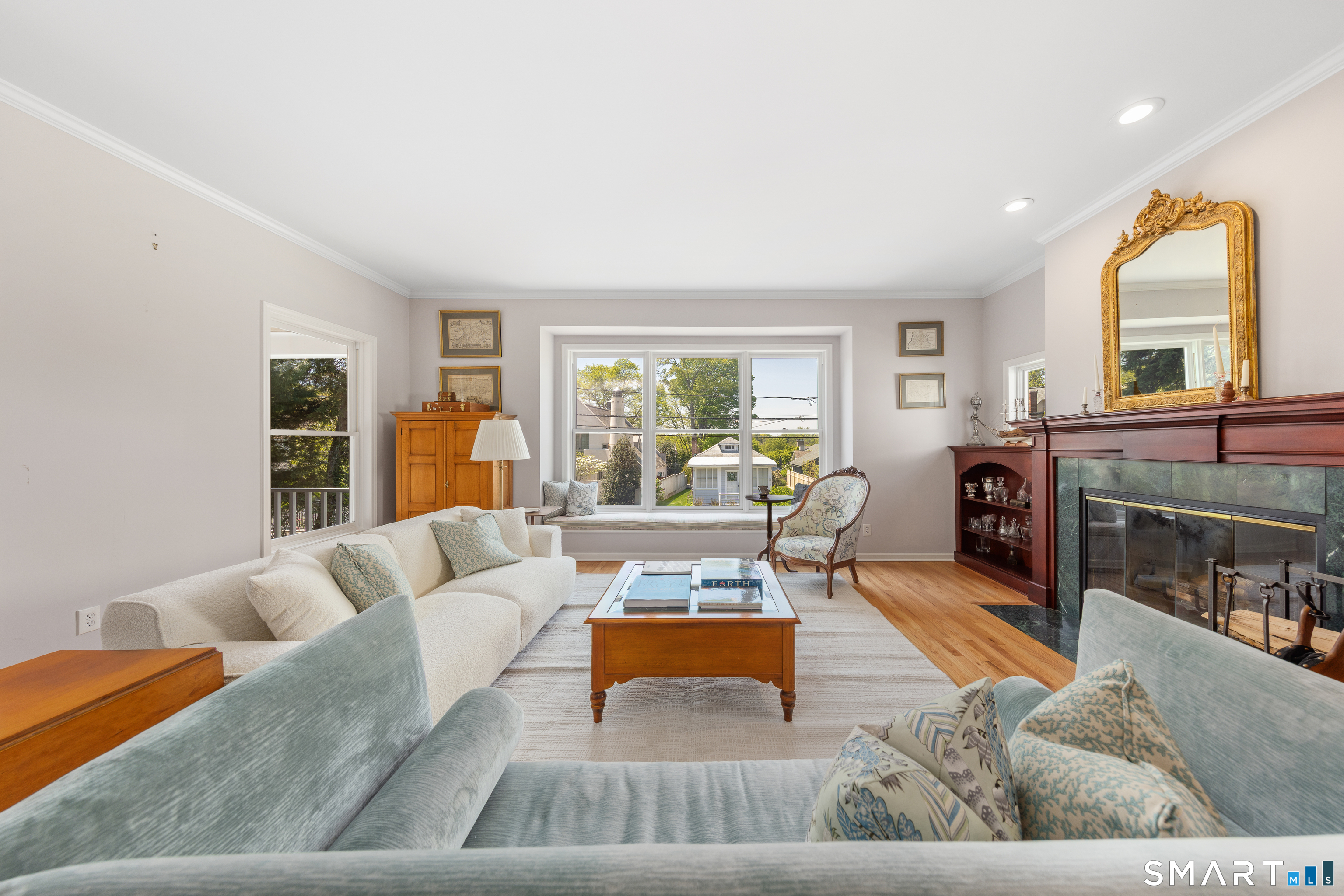 27 Crest Road Norwalk, CT 06853 - Photo 6 of 38