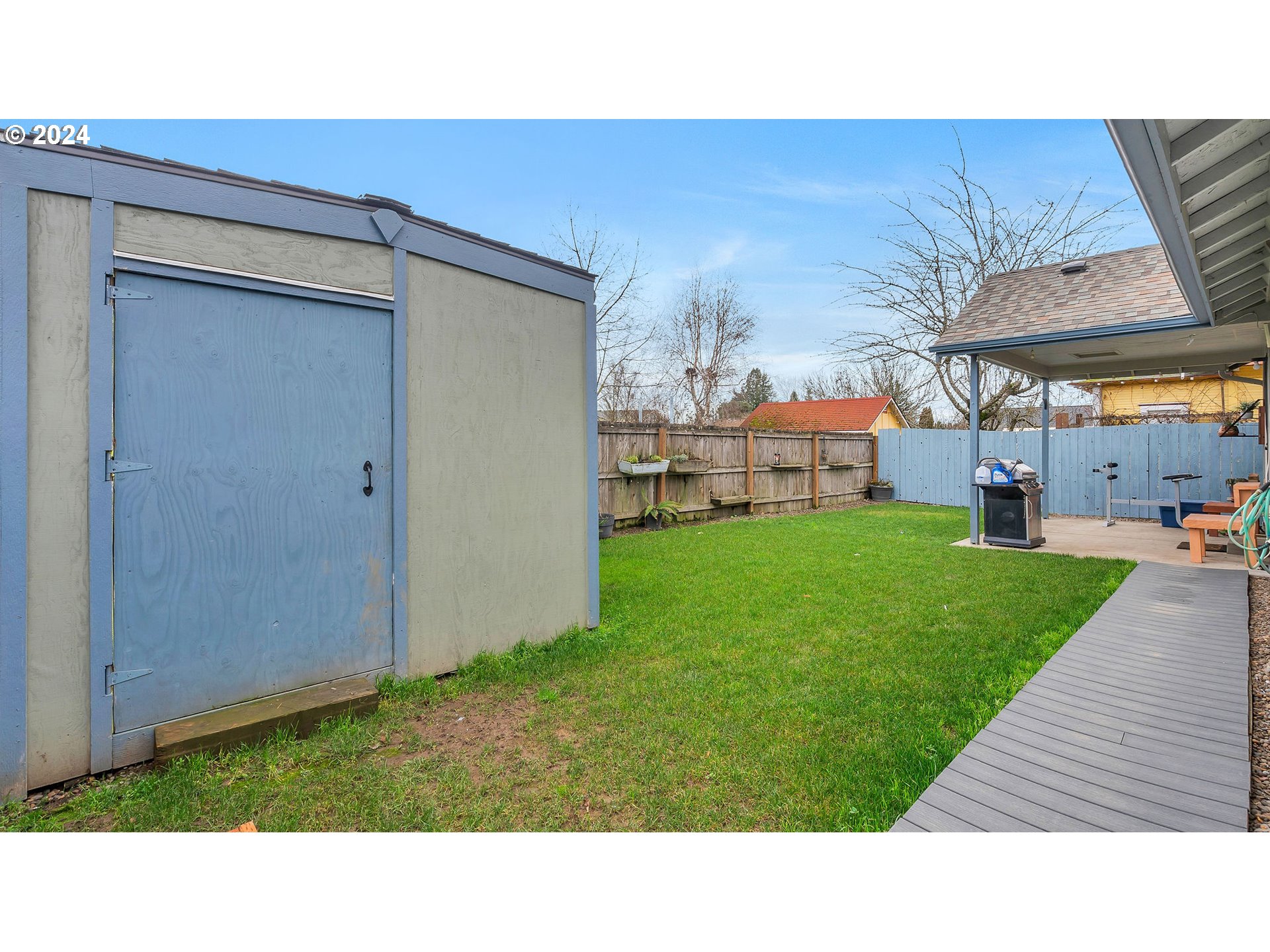 4688 Swegle Road Northeast Salem, OR 97301 - Photo 17 of 18 a open area with grassy field