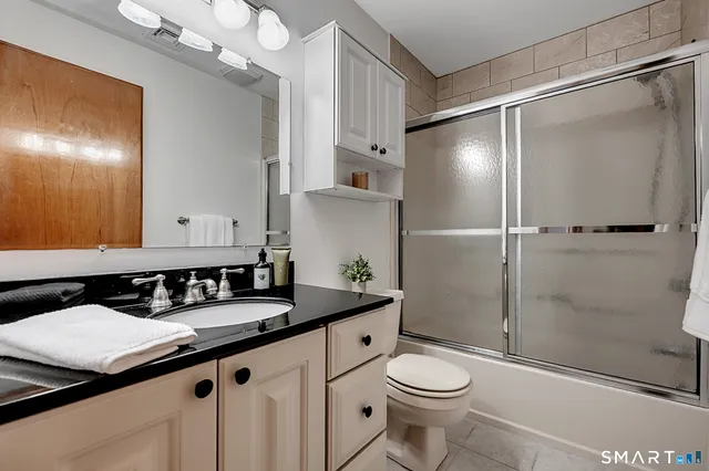 $195,000 | 54 North Mountain Road, Unit 204, New Britain, CT 06053