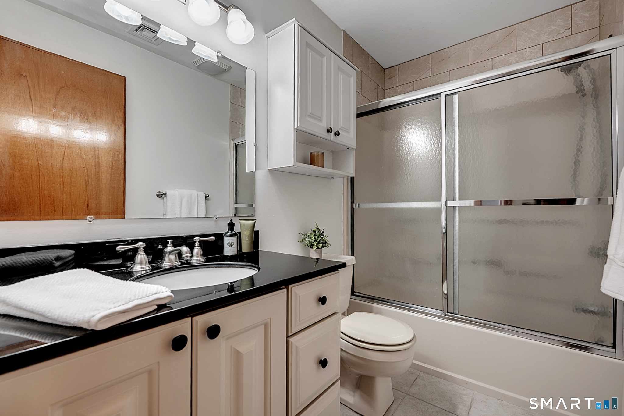 54 North Mountain Road, Unit 204 New Britain, CT 06053 - Photo 14 of 21