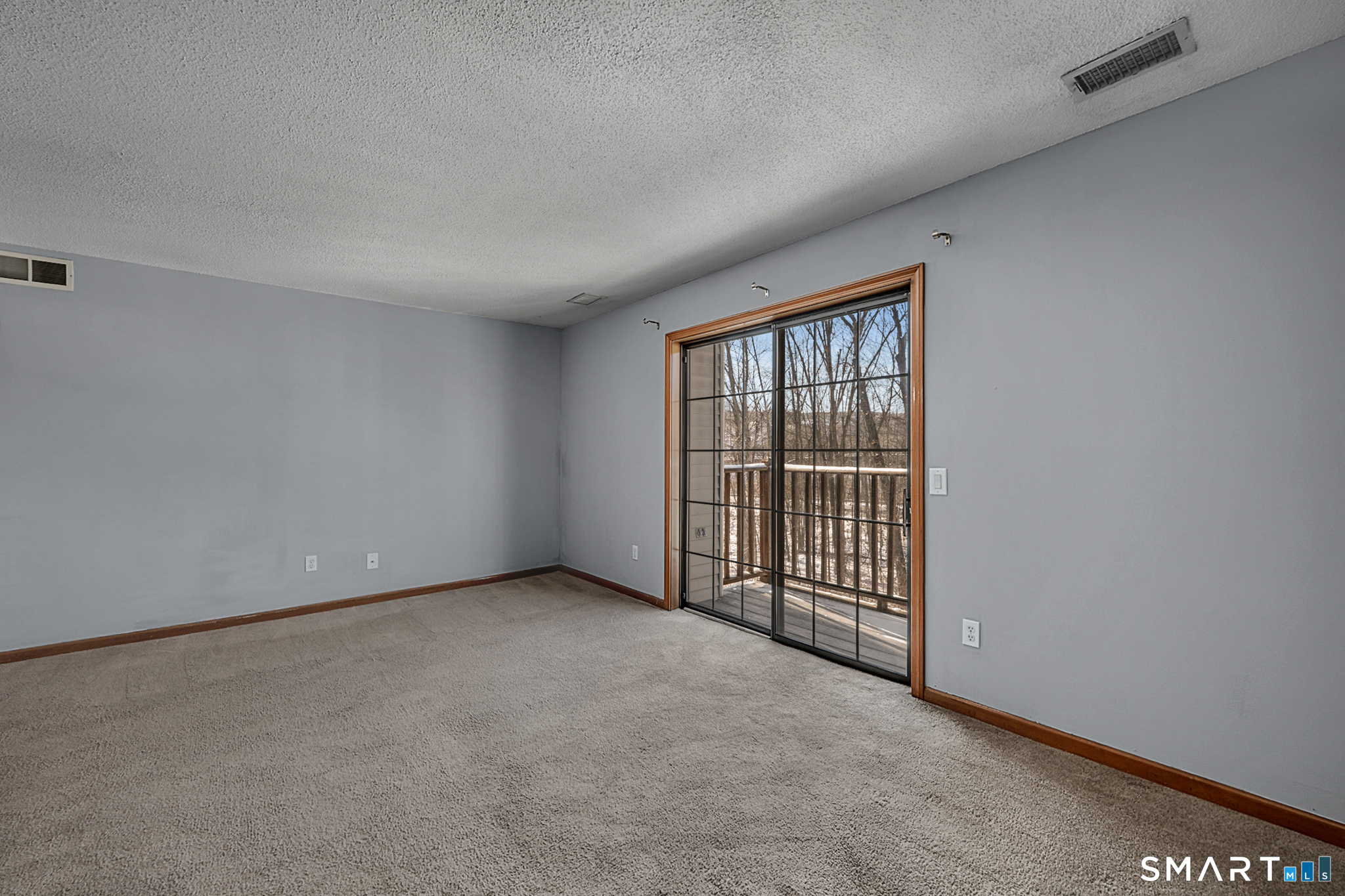 54 North Mountain Road, Unit 204 New Britain, CT 06053 - Photo 4 of 21