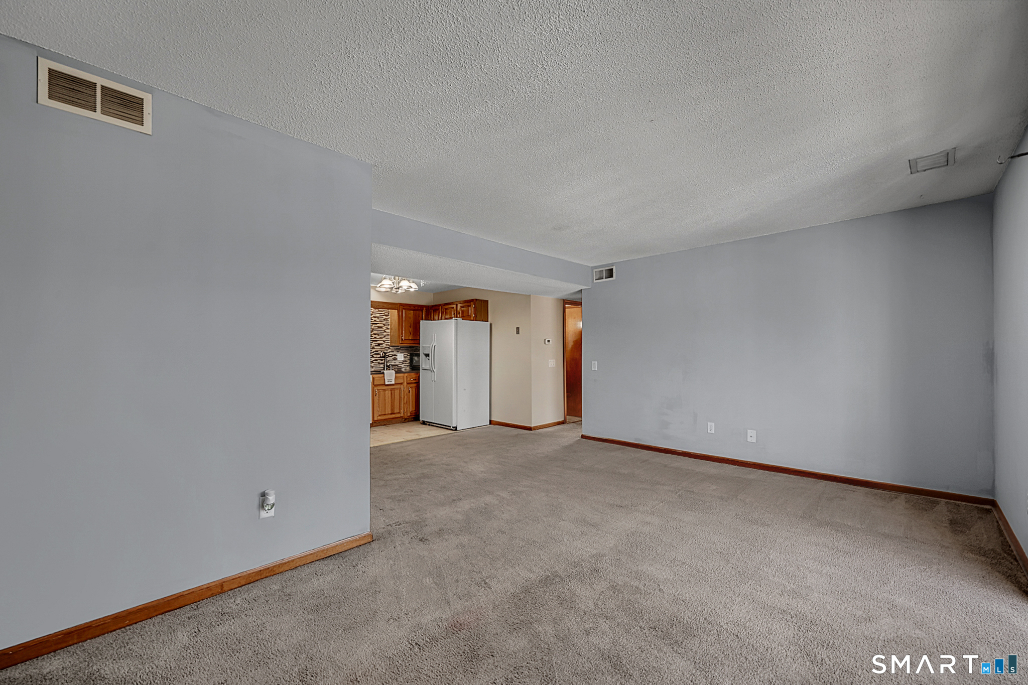 54 North Mountain Road, Unit 204 New Britain, CT 06053 - Photo 5 of 21