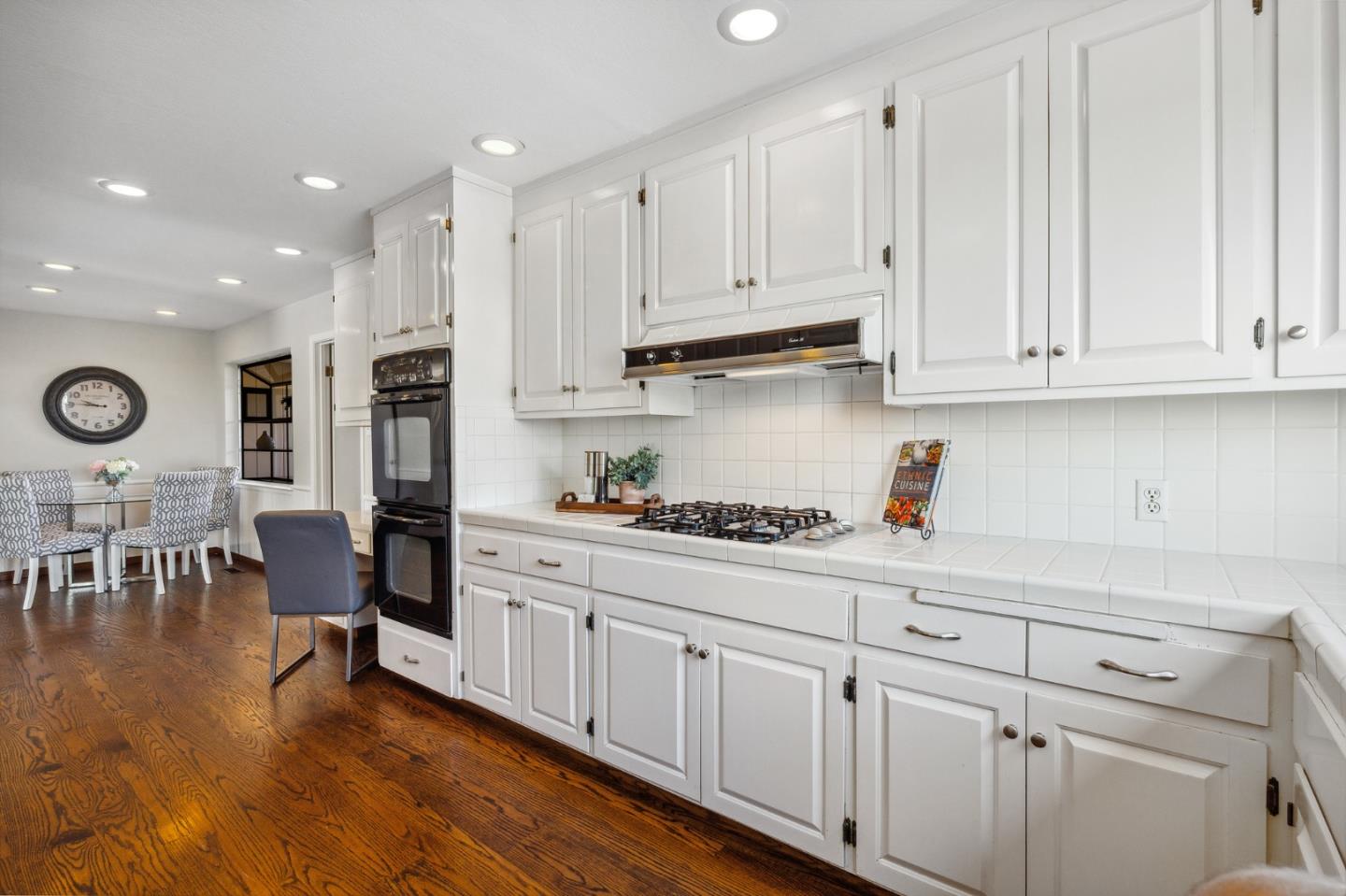 1245 Encina Drive Millbrae, CA 94030 - Photo 24 of 100