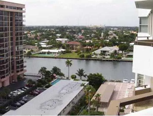 $2,000 | 1985 South Ocean Drive, Unit 3C, Hallandale Beach, FL 33009