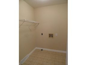 291 Leesburg Road Telford, TN 37690 - Photo 10 of 20 Large Laundry Room