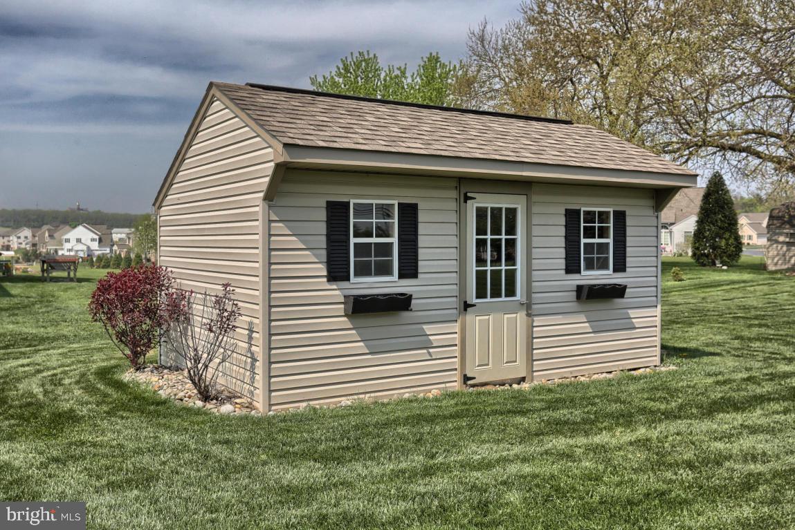136 Valley Road Lebanon, PA 17042 - Photo 10 of 50 Gallery Image 10