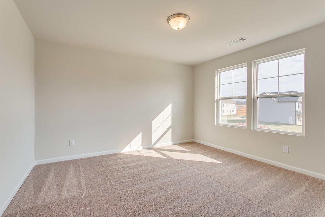 1310 Kristopher Drive Lebanon, TN 37087 - Photo 18 of 36 an empty room with windows