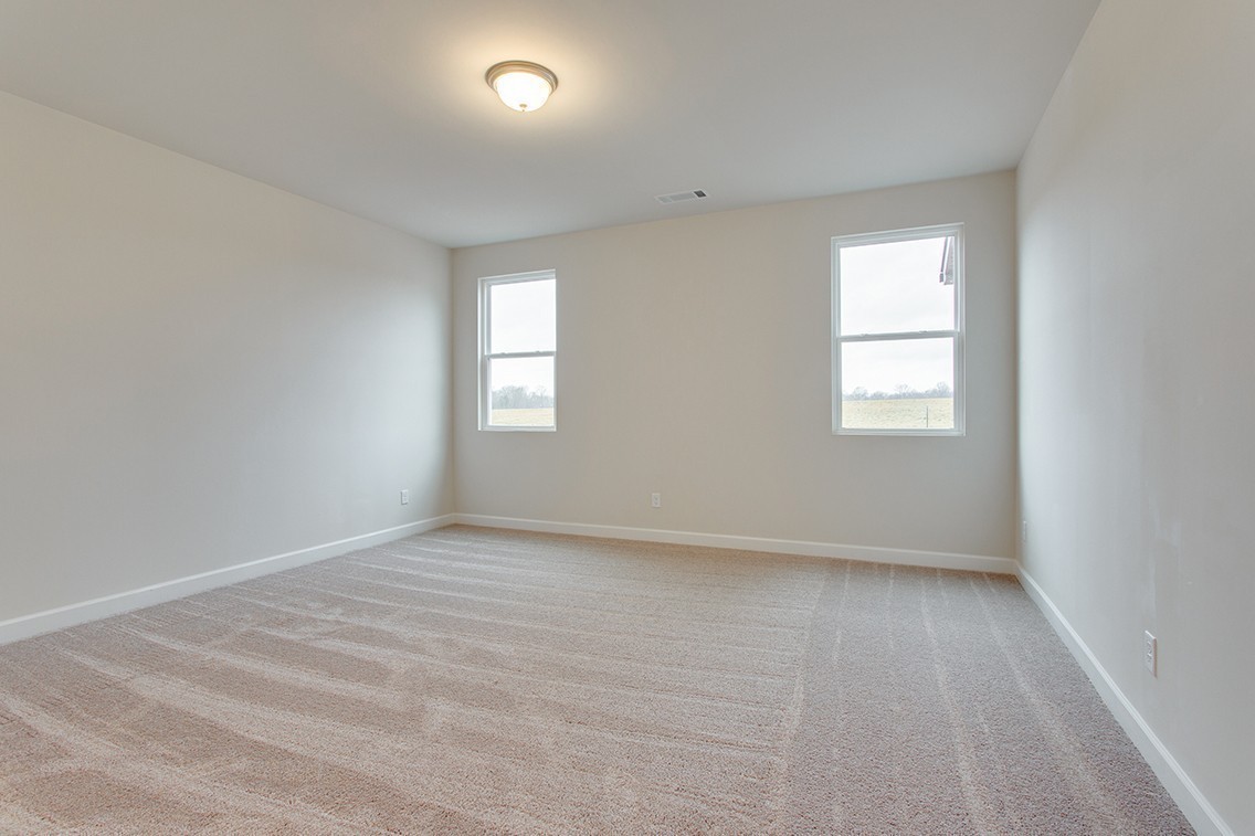 1310 Kristopher Drive Lebanon, TN 37087 - Photo 33 of 36 an empty room with windows