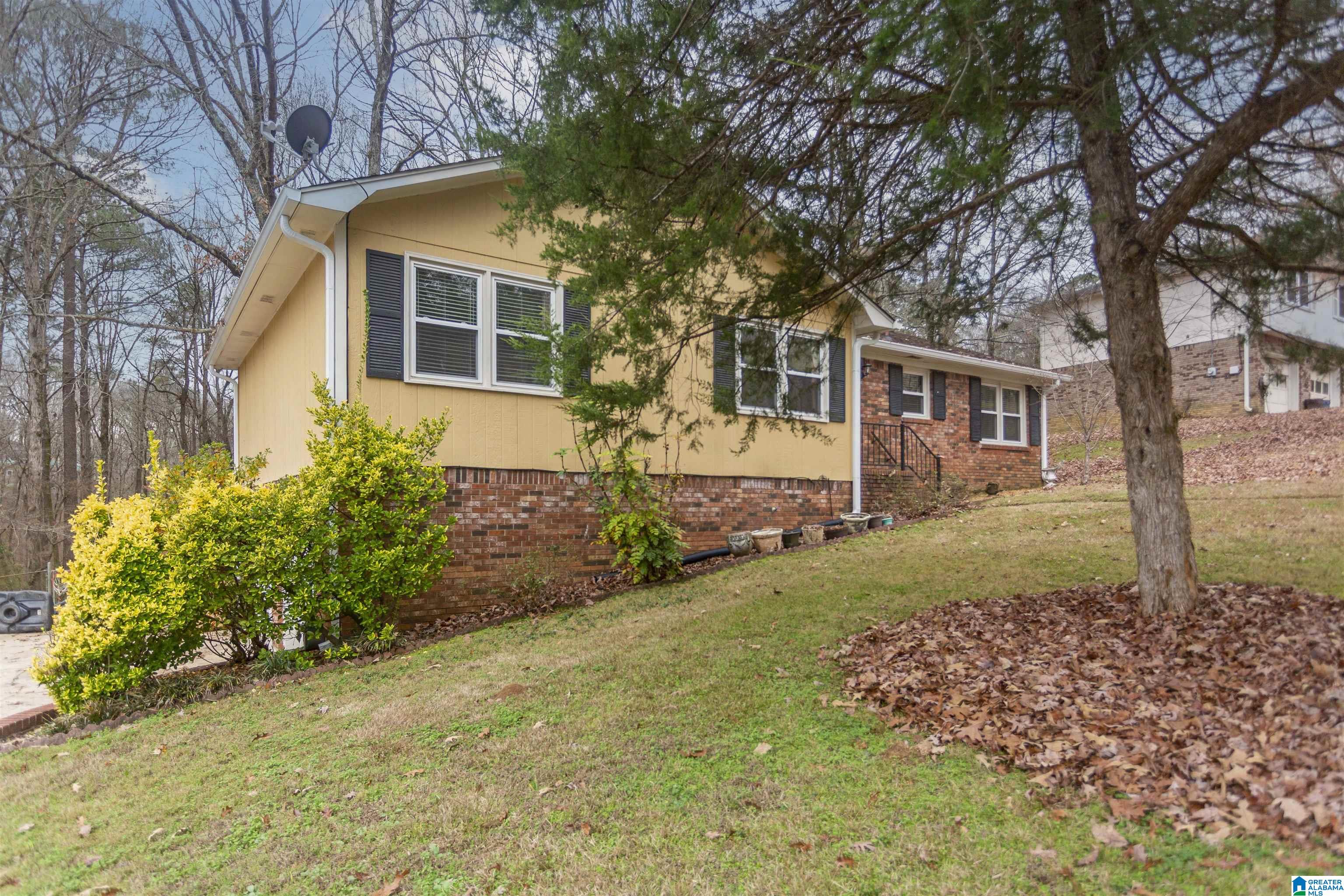 1974 Outwood Road Fultondale, AL 35068 - Photo 3 of 39