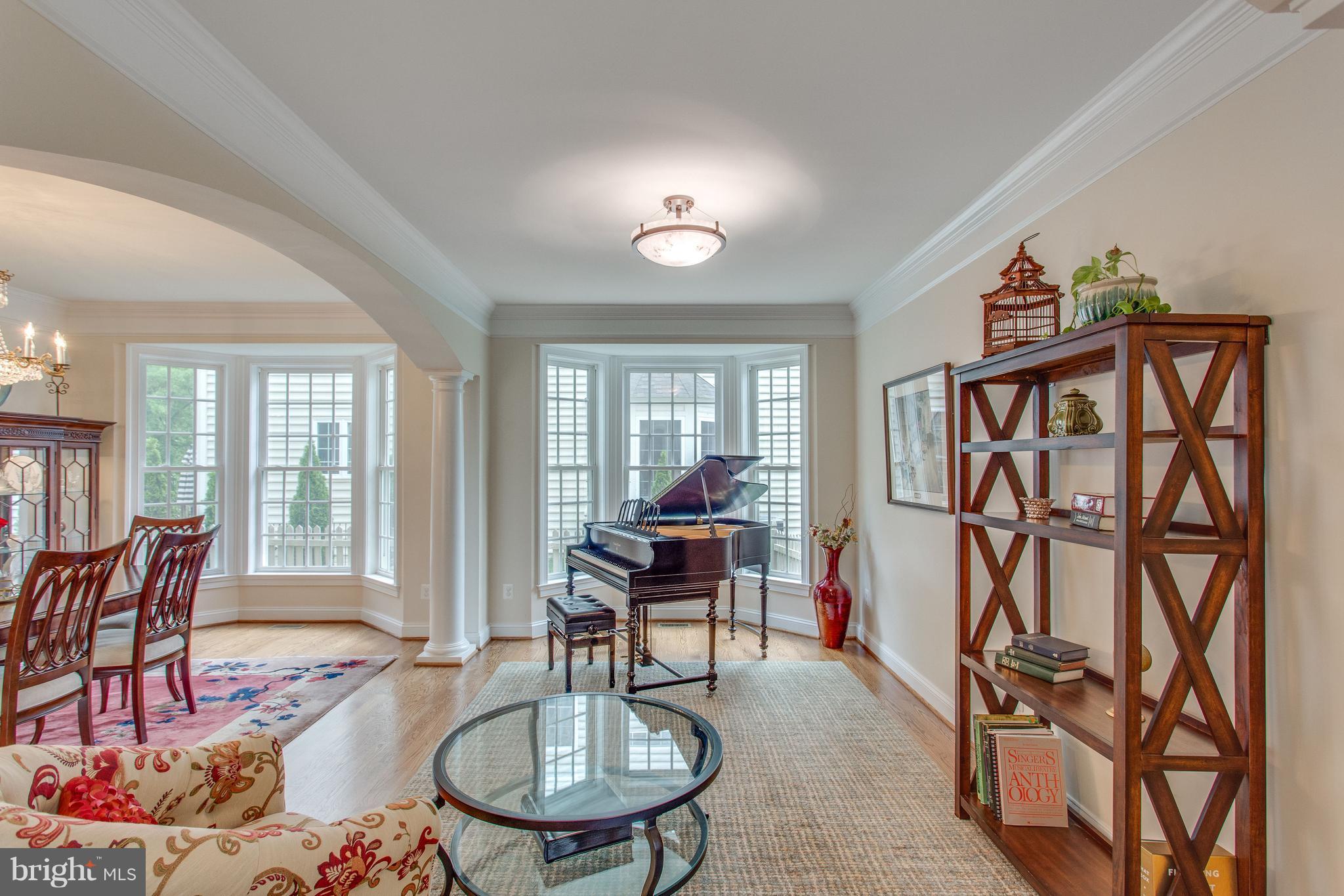 8037 Washington Road Alexandria, VA 22308 - Photo 2 of 30 Open main level with refinished hardwood floors