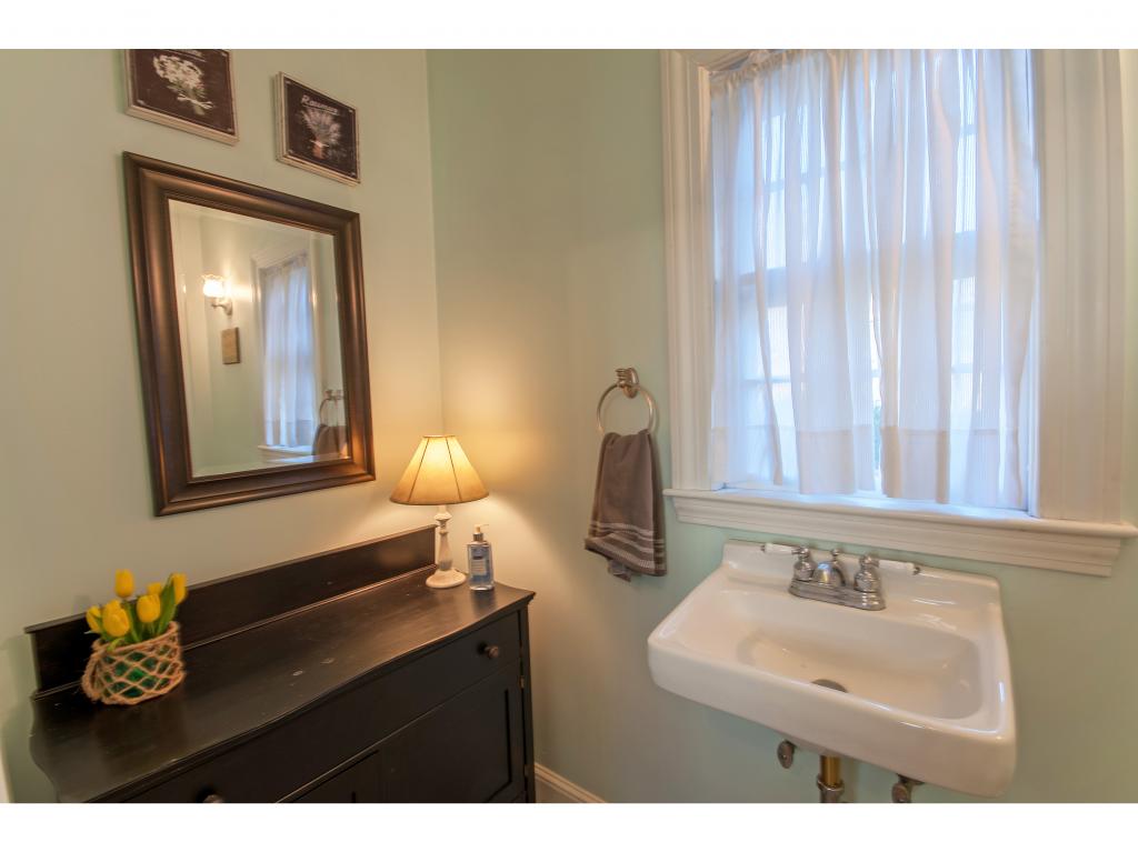 10 Bagdad Road Durham, NH 03824 - Photo 16 of 36