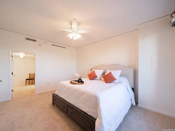 $5,936 | 1 Towers Park Lane, Unit 317, San Antonio, TX 78209