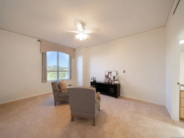 $5,936 | 1 Towers Park Lane, Unit 317, San Antonio, TX 78209