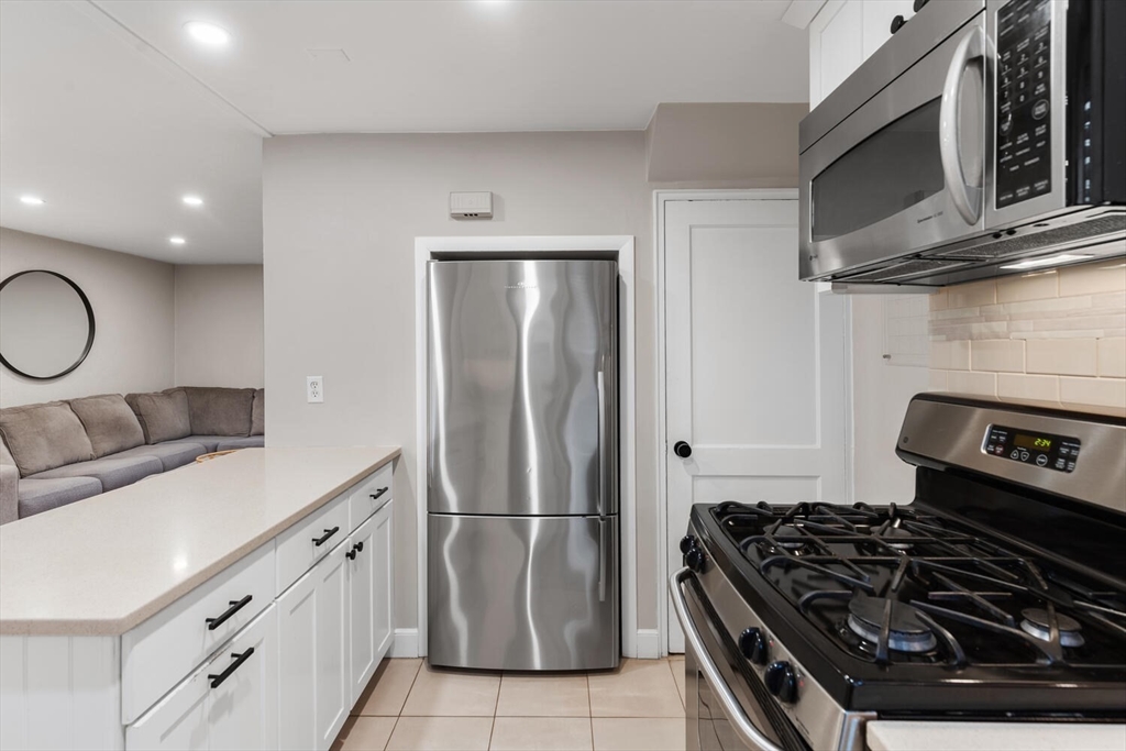 49 Pierce Road, Unit 49 Watertown, MA 02472 - Photo 14 of 28