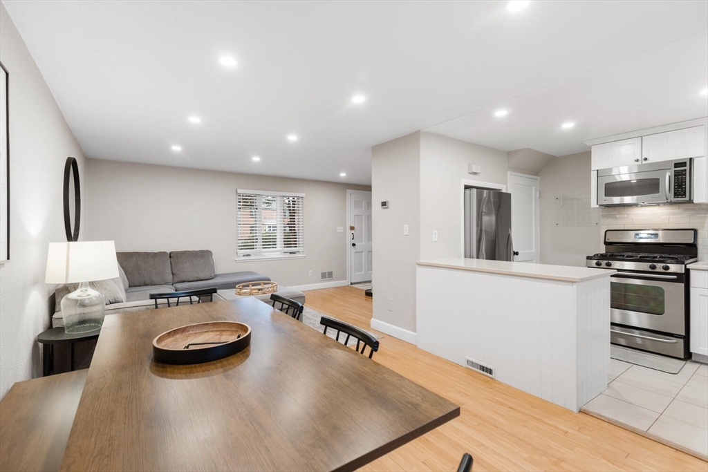 49 Pierce Road, Unit 49 Watertown, MA 02472 - Photo 7 of 28