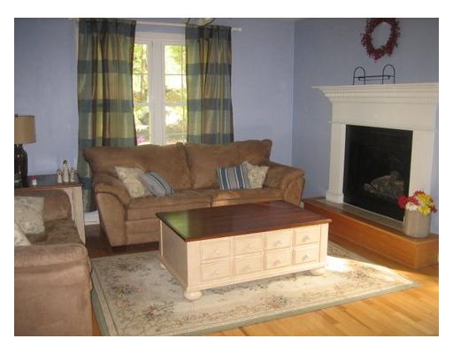 408 Carolina Back Road Charlestown, RI 02813 - Photo 4 of 12 Den/Family/Great Room.