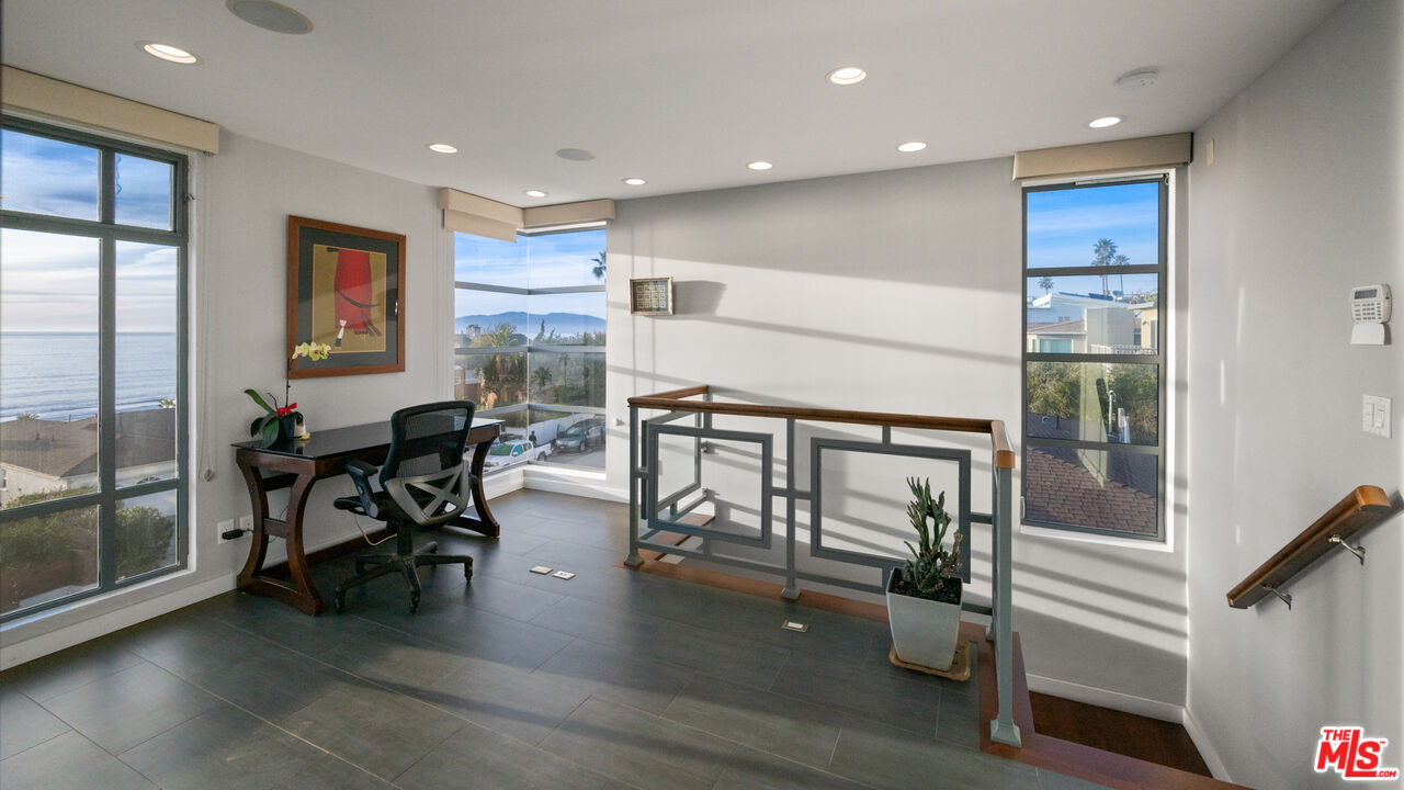 7350 Rindge Avenue Playa del Rey, CA 90293 - Photo 22 of 55 a view of a livingroom with furniture and a gate