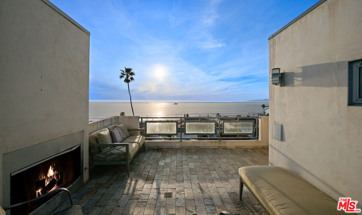 7350 Rindge Avenue Playa del Rey, CA 90293 - Photo 27 of 55