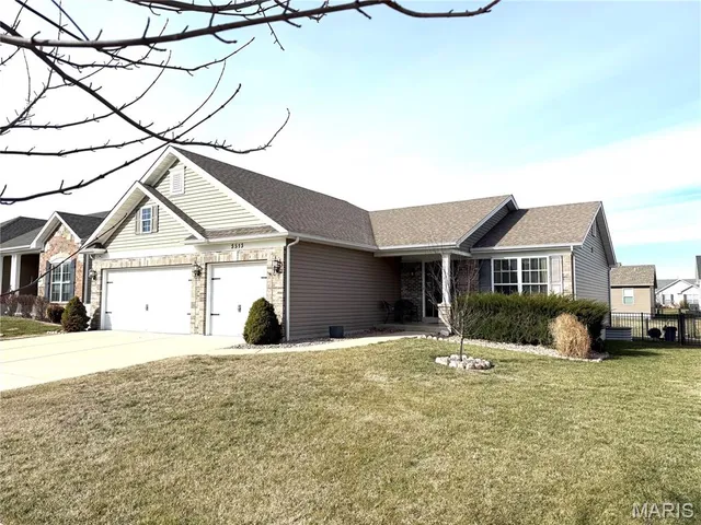 $430,000 | 3513 Brookside Crossing Drive, St. Charles, MO 63301