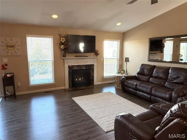 $430,000 | 3513 Brookside Crossing Drive, St. Charles, MO 63301