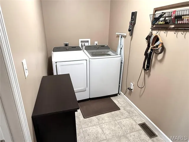 $430,000 | 3513 Brookside Crossing Drive, St. Charles, MO 63301