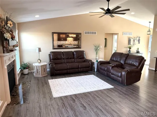 $430,000 | 3513 Brookside Crossing Drive, St. Charles, MO 63301