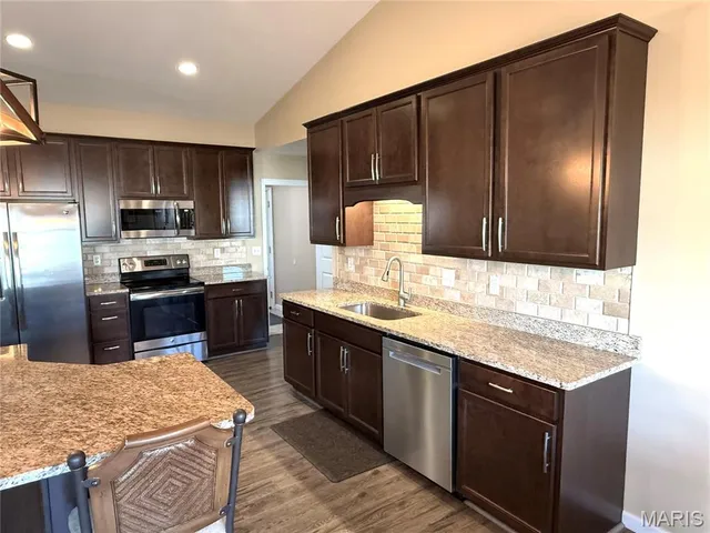 $430,000 | 3513 Brookside Crossing Drive, St. Charles, MO 63301