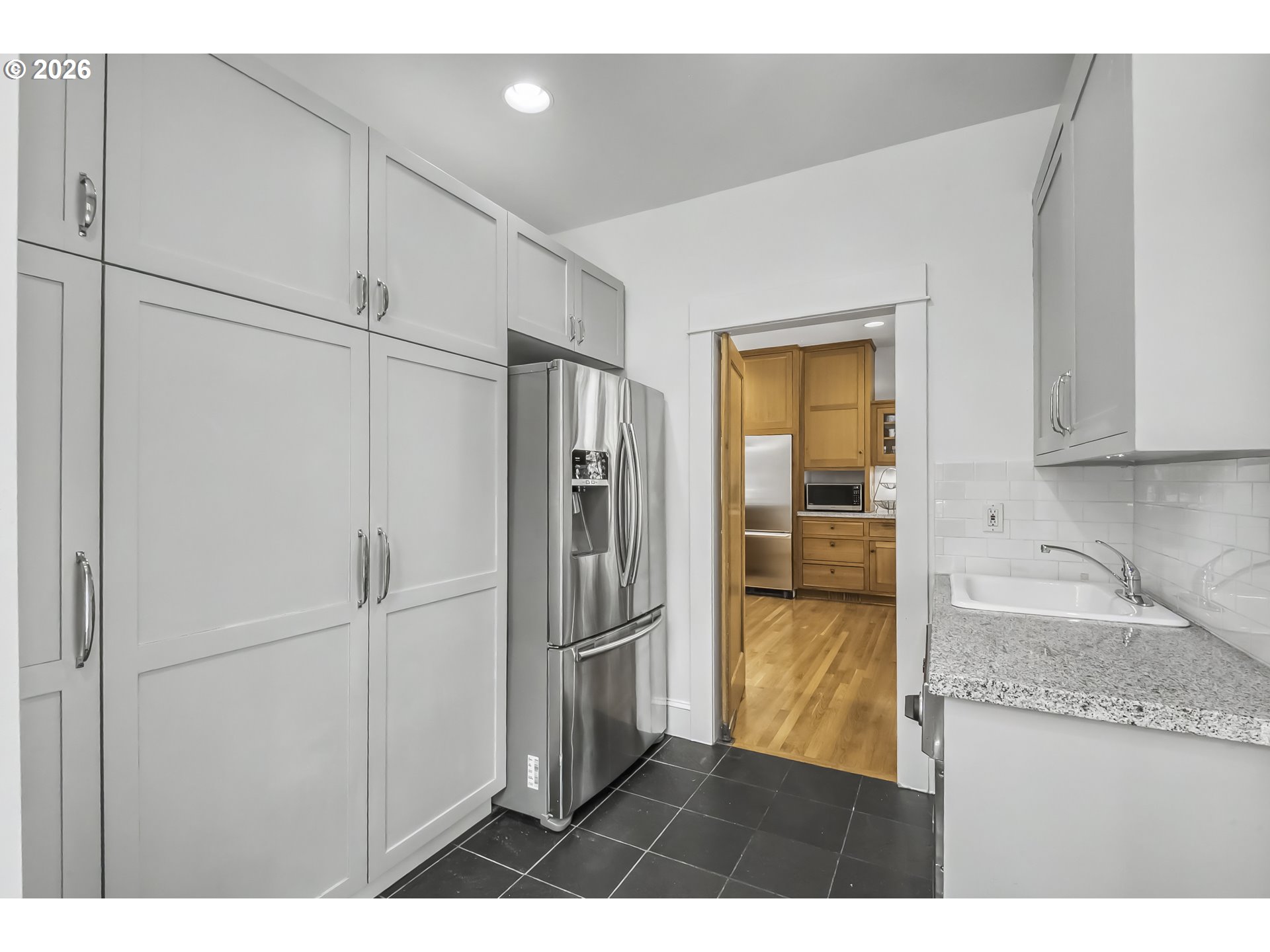 483 Northwest Skyline Crest Road Portland, OR 97229 - Photo 16 of 47