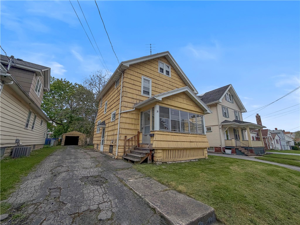 35 Wakefield Street Rochester, NY 14621 - Photo 1 of 11