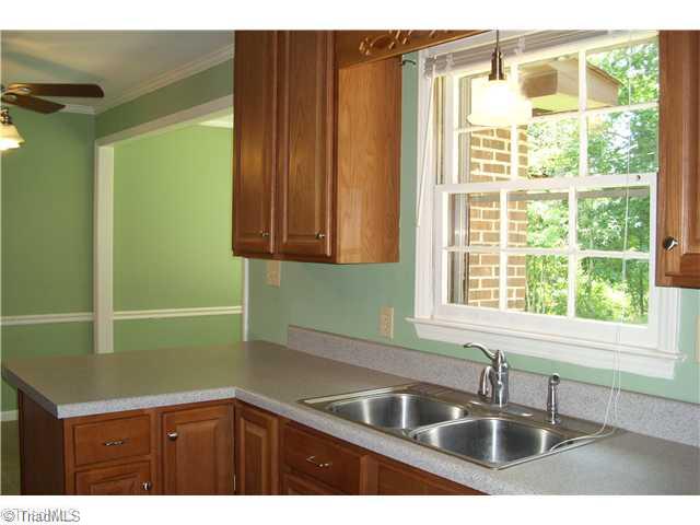 3612 Castleton Road Greensboro, NC 27406 - Photo 5 of 13 Kitchen.