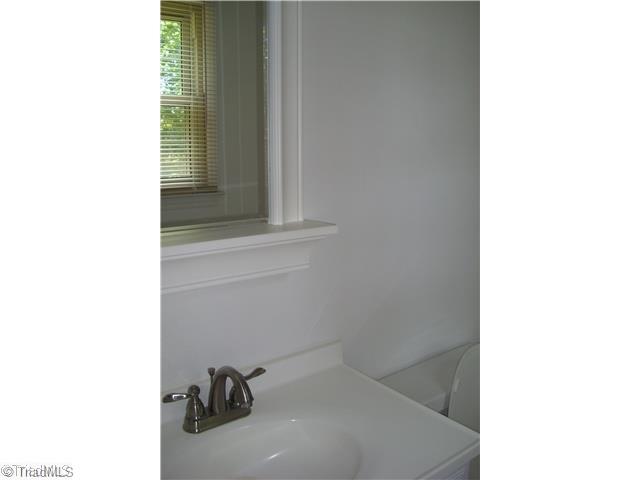 3612 Castleton Road Greensboro, NC 27406 - Photo 8 of 13 Master Bath/Spa.