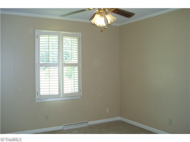 3612 Castleton Road Greensboro, NC 27406 - Photo 9 of 13 2nd Bedroom.