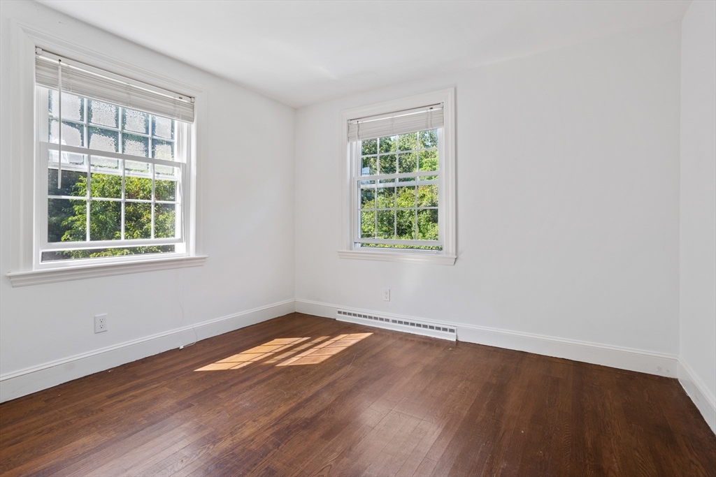 4 Meadowbrook Road Dover, MA 02030 - Photo 15 of 27 Gallery Image 15