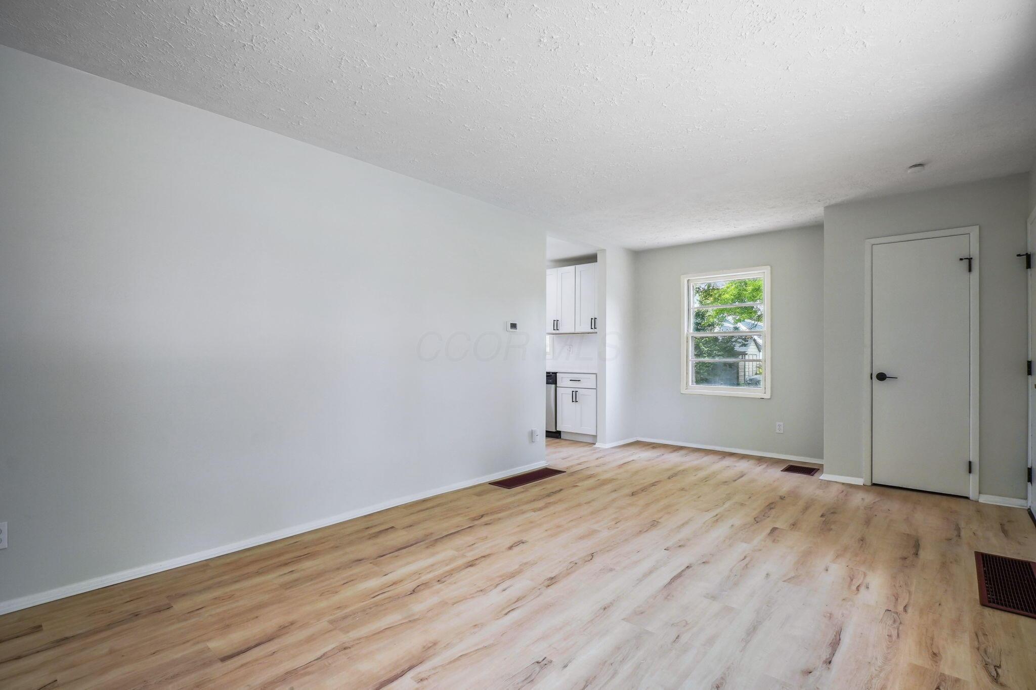 1358 Moler Road Columbus, OH 43207 - Photo 9 of 49 72-web-or-mls-1358-moler-rd