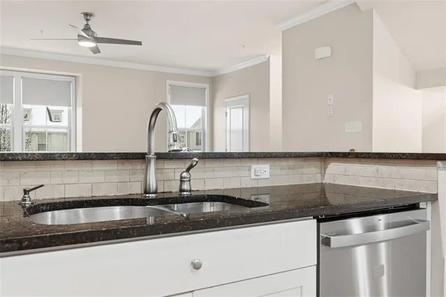 $2,650 | 424 Fairmont Drive, Warrendale, PA 15086