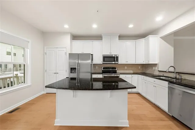 $2,650 | 424 Fairmont Drive, Warrendale, PA 15086