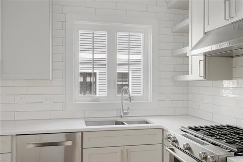 $739,000 | 873 Hope Street, Providence, RI 02906