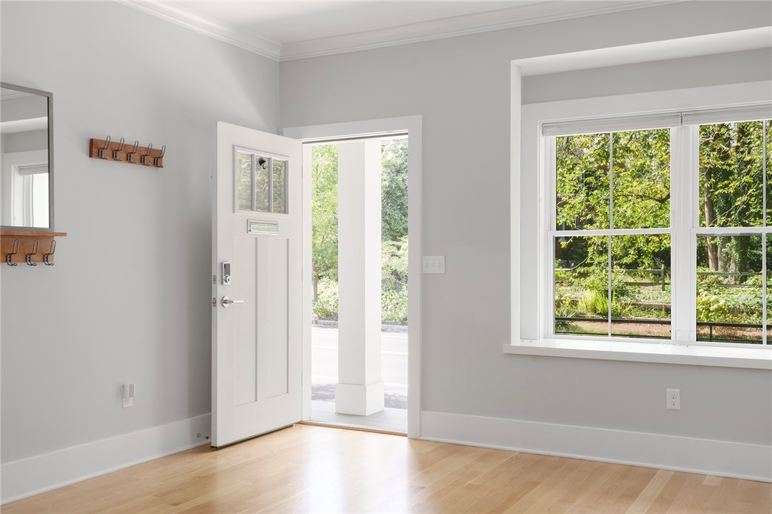 873 Hope Street Providence, RI 02906 - Photo 3 of 42